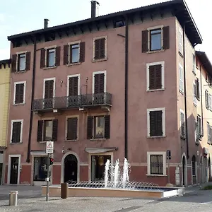 Casa Regina Salo
