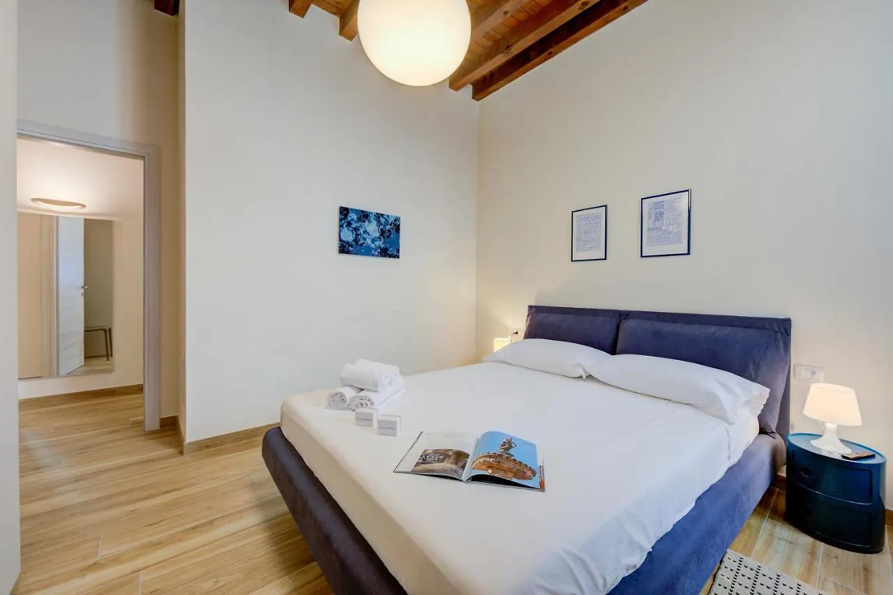 Apartment Residenza Faust-Historical Center Salo - Happy Rentals
